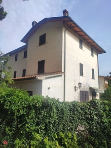 Casa Bi/Trifamiliare in Vendita in Rigutino a Arezzo