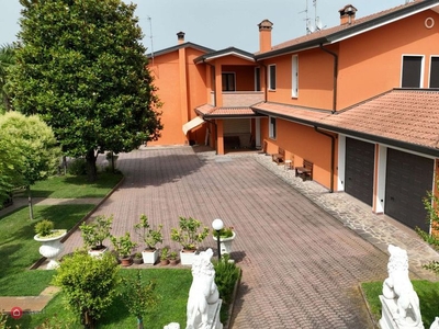 Casa Bi/Trifamiliare in Vendita in Via Filippi Nuova a Ospedaletto Euganeo