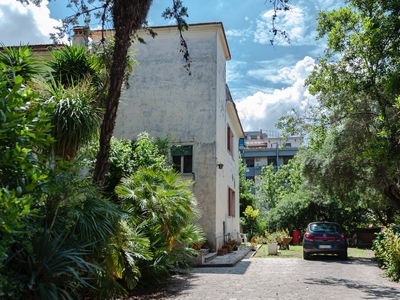 Casa in vendita in Monterotondo, Italia