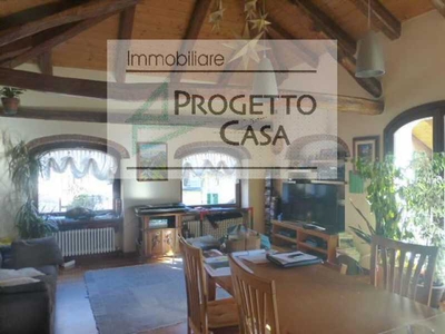 Casa Indipendente in Vendita a Omegna - 149000 Euro