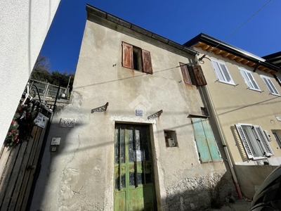 Casa indipendente in vendita a Trieste