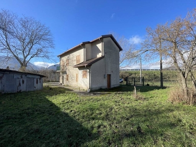 Casa indipendente in vendita a Volturara Irpina