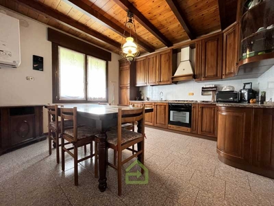 Casa Indipendente in Vendita ad Grisignano di Zocco - 180000 Euro