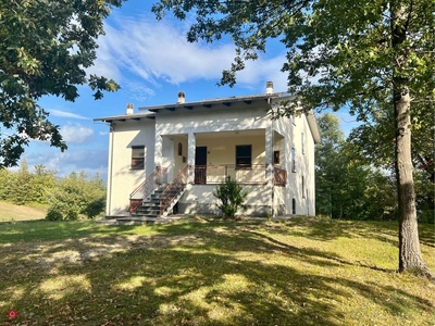 Casa indipendente in Vendita in bavosa a Varsi