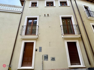 Casa indipendente in Vendita in Via del Forno 34 a L'Aquila