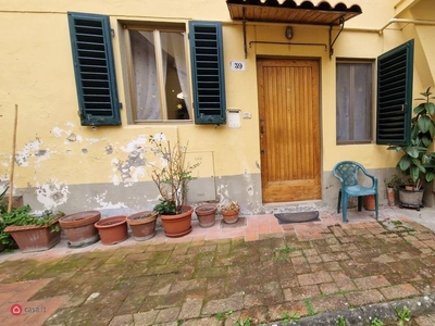 Casa indipendente in Vendita in Via di Scandicci 59 a Firenze