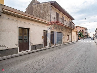 Casa indipendente in Vendita in Via Nuova del Convento 59 a Piedimonte Etneo