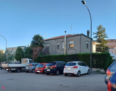 Casa indipendente in Vendita in Via Rigopiano a Pescara