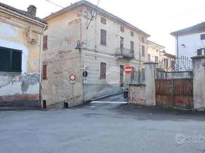 CASA SEMINDIPENDENTE A PIETRA MARAZZI