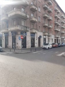 muri Bar 105 mq. Piazza Chironi