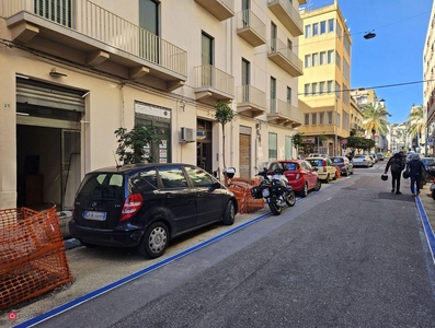 Negozio/Locale commerciale in Vendita in Via Camiciotti 23 a Messina