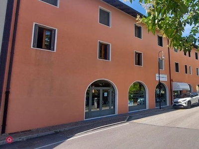 Negozio/Locale commerciale in Vendita in Via Dante Alighieri a Roveredo in Piano