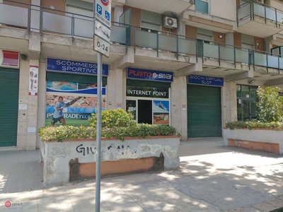 Negozio/Locale commerciale in Vendita in Via Leonardo da Vinci 384 a Palermo
