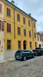 Palazzo in Vendita in Via Vittorino da Feltre 55 a Mantova