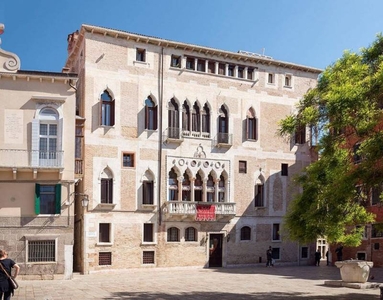 Palazzo - Stabile in Vendita a Venezia Castello