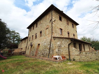 Rustico/Casale in Vendita in a Siena