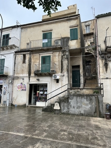 Villa a schiera in Viale Medaglie D'Oro - MODICA BASSA, Modica