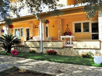 Villa con giardino a Agrigento