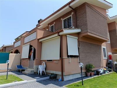 Villa in vendita a Anzio Cincinnato