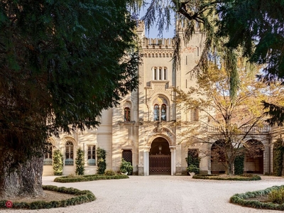 Villa in Vendita in Via Antonio Gramsci a Desenzano del Garda