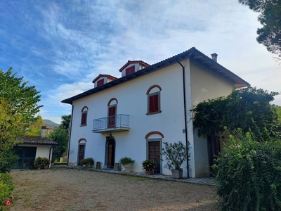 Villa in Vendita in rigutino a Arezzo