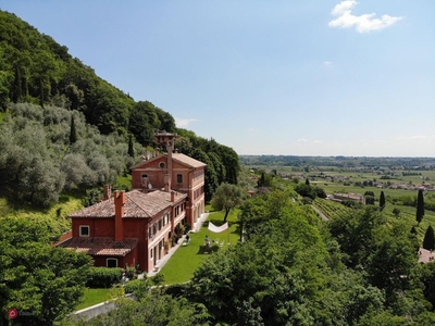 Villa in Vendita in Via roma 5 a Pieve di Soligo
