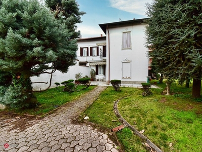 Villa in Vendita in Via Sant'Albino 2 a Monza