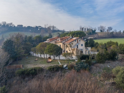 Villa in vendita Pesaro e urbino