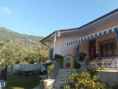 Villa in vendita, Pietrasanta strettoia