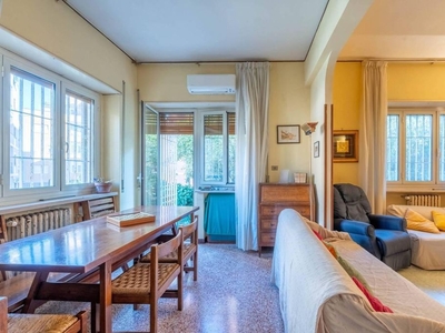 Appartamento di prestigio di 120 m² in vendita Via Castelfranco Veneto, Roma, Lazio