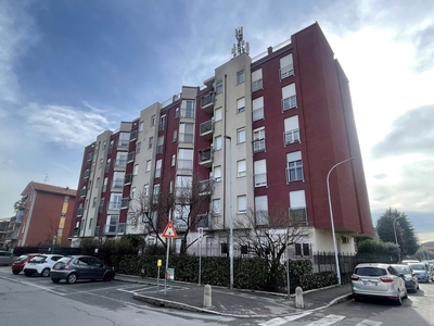 Appartamento in Via Parini, 38, Gorgonzola (MI)