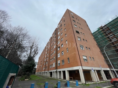 Casa a Roma in Via Raffaele Aversa, Spinaceto