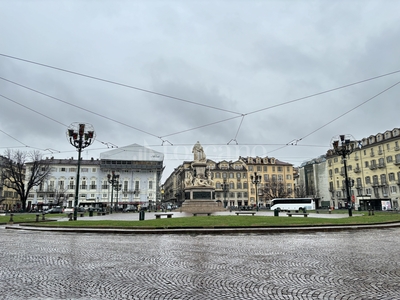 Casa a Torino in Pressi Piazza Carlina, Centro