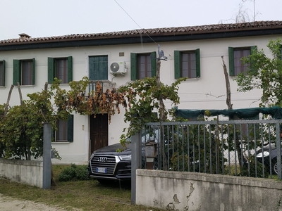 Casa indipendente in vendita a Budoia