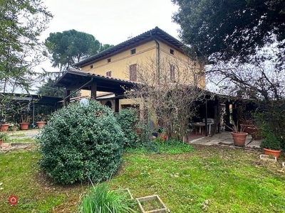 Casa indipendente in Vendita in Via della mola 23 a Perugia