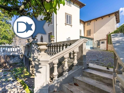 Esclusiva villa in vendita Via del Parco della Rimembranza, 85, Lucca, Toscana