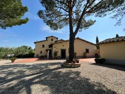 Lussuoso casale in vendita via Colle d'Agnola, San Casciano in Val di Pesa, Firenze, Toscana