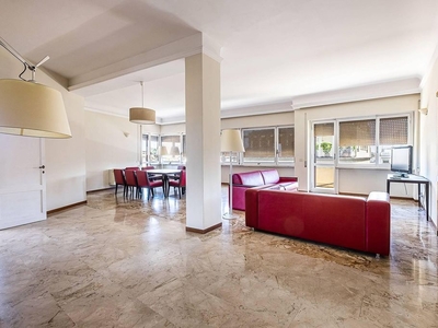 Prestigioso appartamento di 210 m² in vendita Roma, Italia