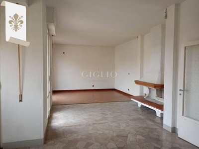 Prestigioso appartamento di 130 m² in vendita via giuseppe tartini, Firenze, Toscana