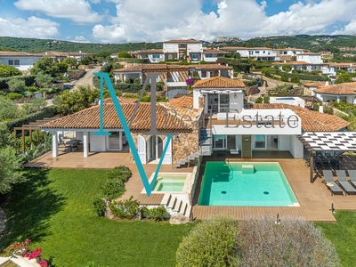 Villa di 300 mq in vendita Porto Cervo, Italia