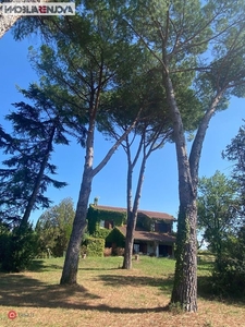 Villa in Vendita in Strada di lagarello a Terni