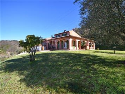 Case - Villa a Sarzana