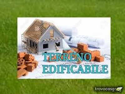 Terreno in vendita a Paese