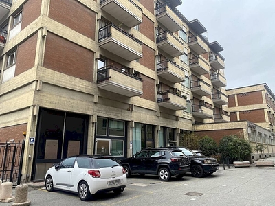 Aosta, appartamento 5 locali in prossimità di Piazza Chanou
