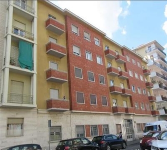 Appartamento - Quadrilocale a Barriera Milano, Torino