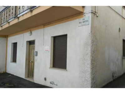 Casa indipendente in vendita a Ortona, Frazione Villa Caldari