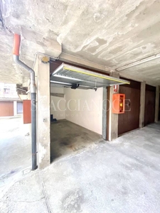 Garage in vendita a Biella via San Giuseppe Cottolengo, 16