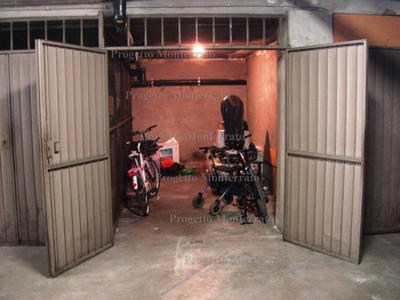 Garage in vendita a Casale Monferrato via Eleuterio Pagliano