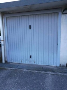 Garage in vendita a Casorate Sempione via San Rocco