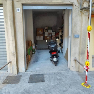 Garage in vendita a Catania via Messina